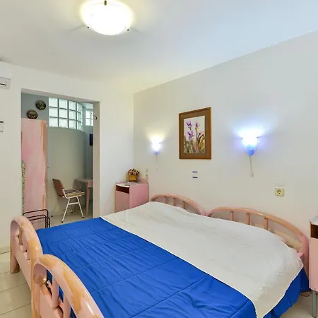 Apartament - Pedinka 294a Vir